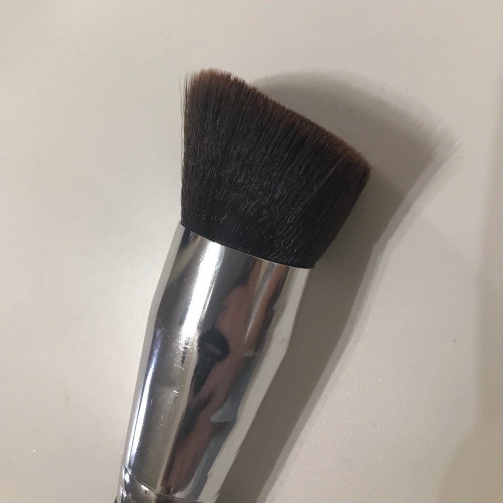 Bare Minerals precision face brush